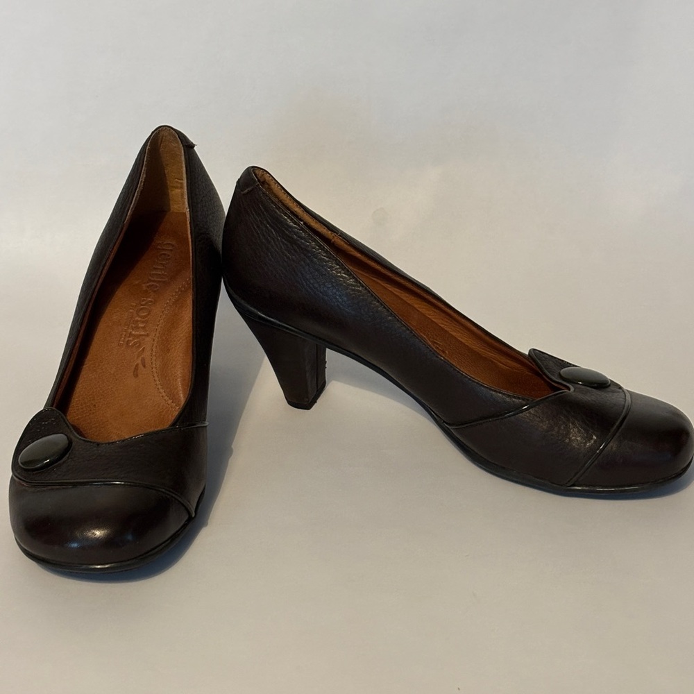 Retro Brown Leather Heels